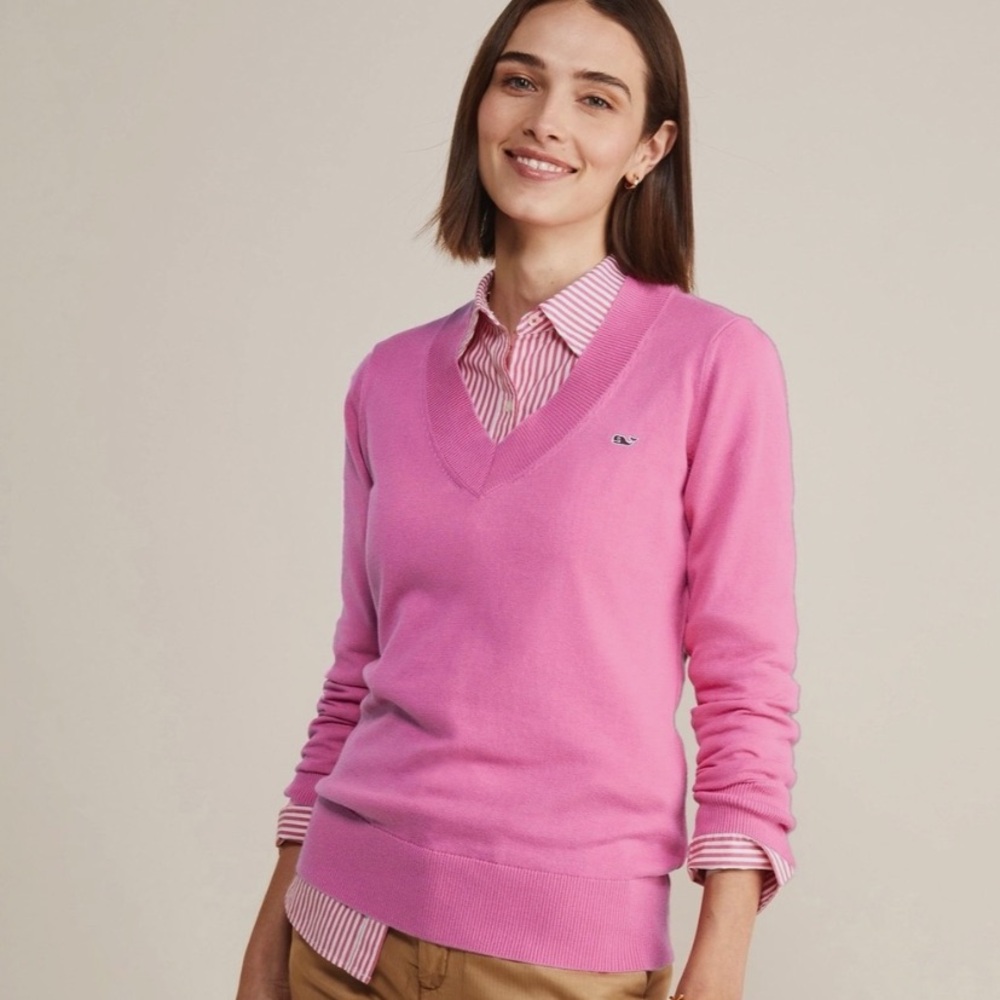 Vineyard Vines Women's Vibrant Pink V-Neck Sweater size XS